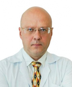 Старунов Эдуард Вадимович офтальмохирург
