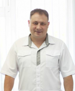 Степанов Евгений Сергеевич стоматолог